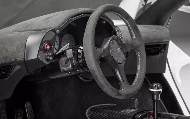 mclaren f1 121.jpg, 57 KB