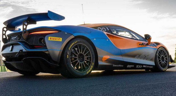 mclaren gt4 111.jpg, 64 KB