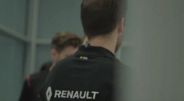 mclaren renault.jpg, 20 KB