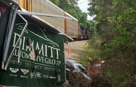 mclaren v 111.jpg, 79 KB