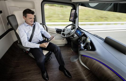 mercedes 2025 1111.jpg, 55 KB