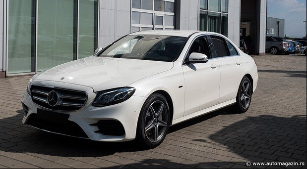 mercedes 300 de.jpg, 64 KB