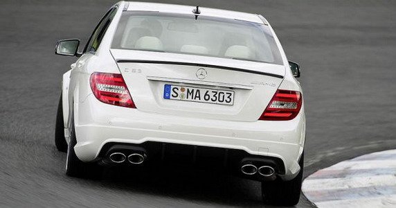 mercedes c63 22.jpg, 40 KB