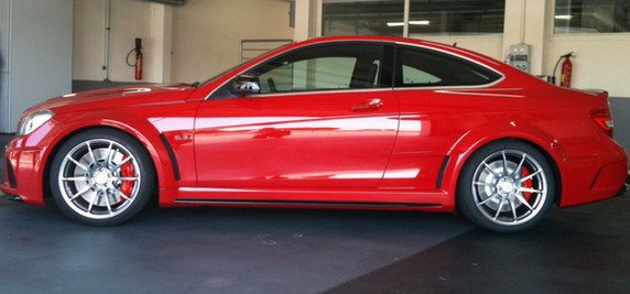 mercedes c63 amg black 1.jpg, 43 KB