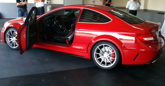 mercedes c63 amg black 111.jpg, 51 KB