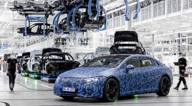 mercedes eqs 11.jpg, 105 KB