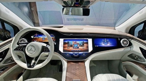 mercedes eqs 788.jpg, 75 KB