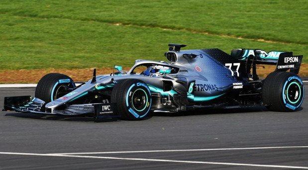 mercedes f1 bolid.jpg, 64 KB