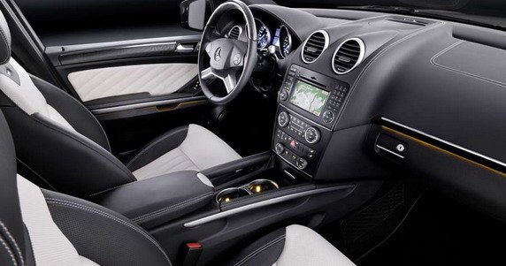 mercedes gl 111.jpg, 49 KB
