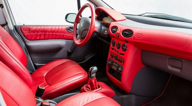 mercedes hak 111.jpg, 63 KB