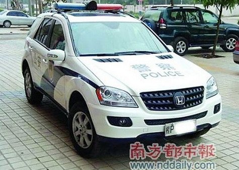 mercedes honda cr-v.jpg, 64 KB