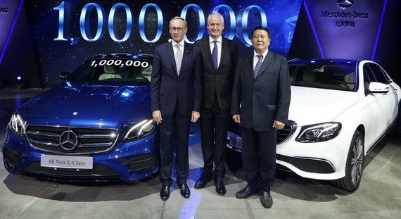 mercedes kina.jpg, 70 KB