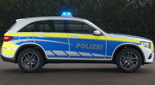 mercedes police 11.jpg, 78 KB