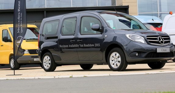 mercedes show 1.jpg, 64 KB