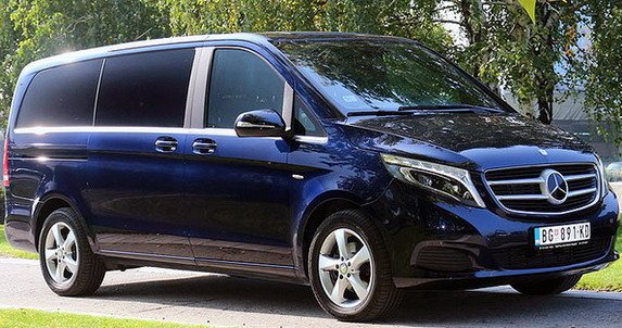 mercedes v 220.jpg, 83 KB