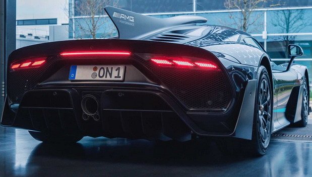 mercedes-amg one 1111.jpg, 62 KB