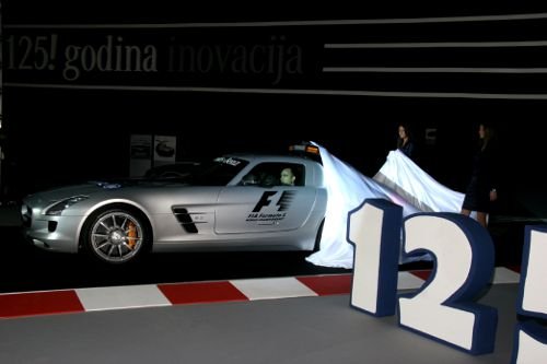 mercedes_4152_b.jpg, 20 KB