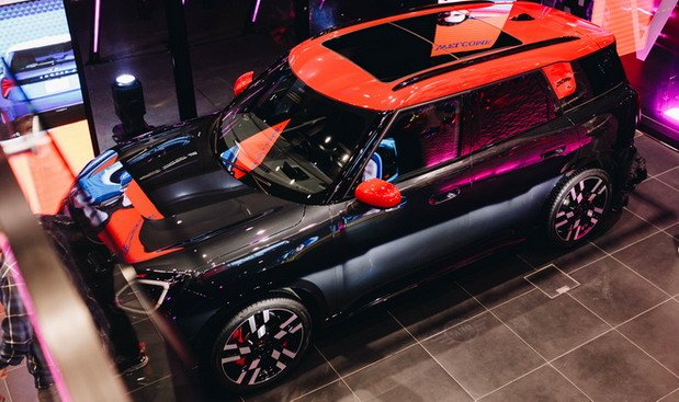 mini bg 11111.jpg, 88 KB