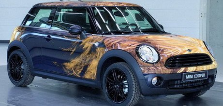 mini cooper by mario testino.jpg, 49 KB