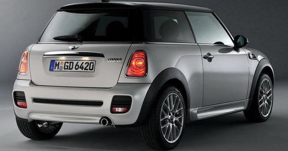 mini jcw pack 1.jpg, 40 KB