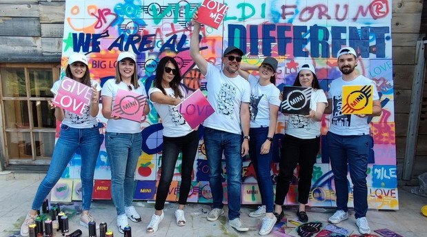 mini mural.jpg, 102 KB