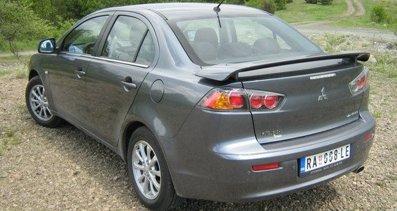 mitsubishi lancer 40211.jpg, 79 KB