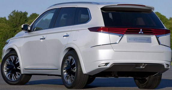 mitsubishi outlander phev 222.jpg, 46 KB