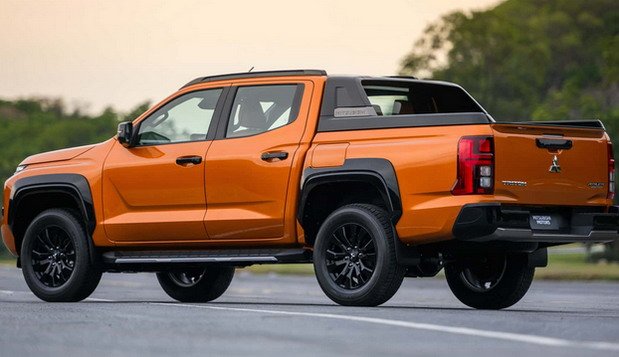 mitsubishi triton 2111.jpg, 55 KB