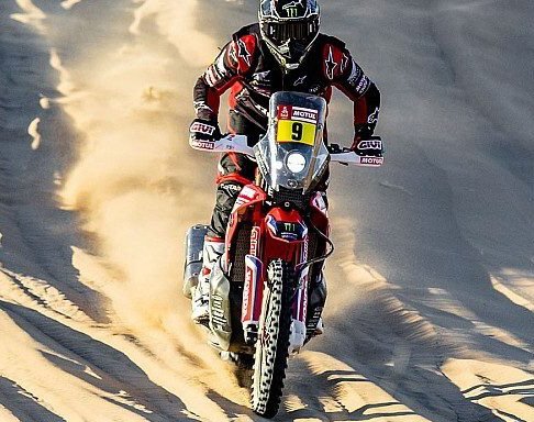 monster-energy-honda-team-ri-800x420.jpg, 72 KB