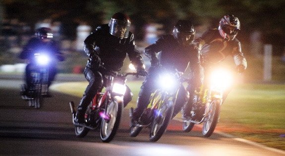 moped 1.jpg, 63 KB