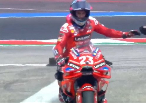 moto gp er 11.jpg, 38 KB