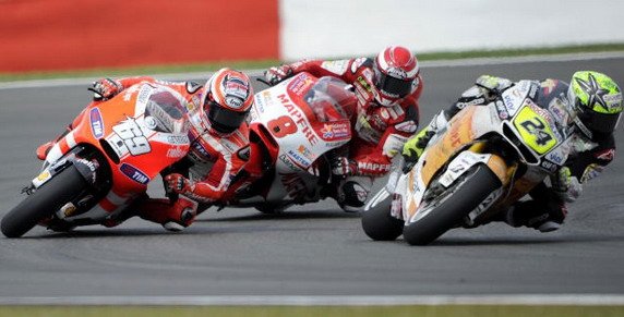moto gp stoner pobednik vn britanije.jpg, 53 KB