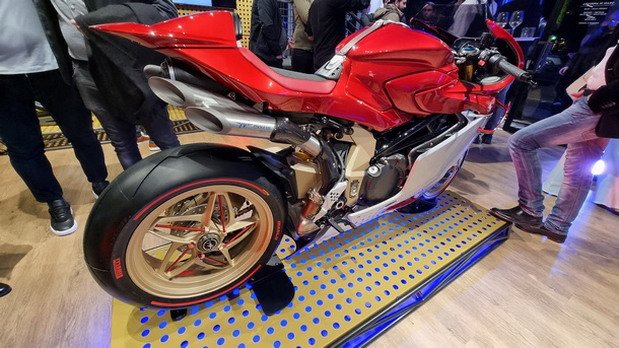 mv-agusta-superveloce-1000-serie 11.jpg, 109 KB