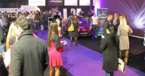 nedelja mode 1.jpg, 60 KB