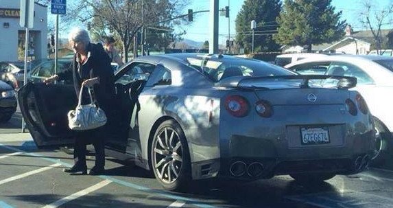 nissan baka.jpg, 61 KB