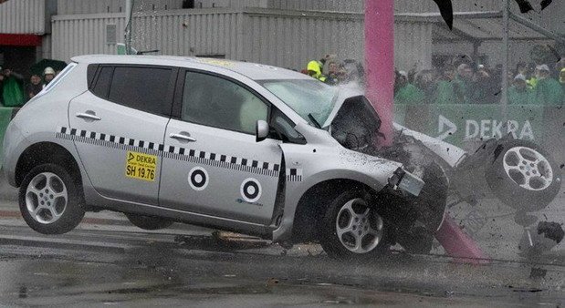 nissan dekra.jpg, 71 KB