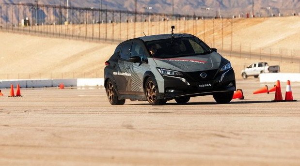 nissan e-4orce.jpg, 60 KB