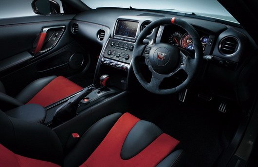 nissan gtr 566.jpg, 43 KB