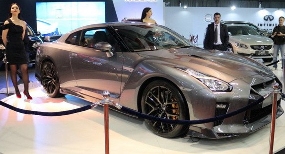 nissan gtr bg.jpg, 80 KB