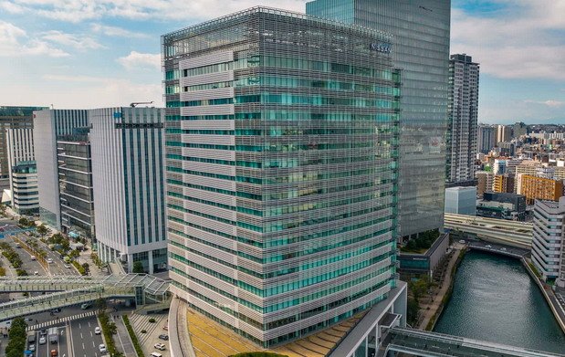 nissan hq 11.jpg, 107 KB