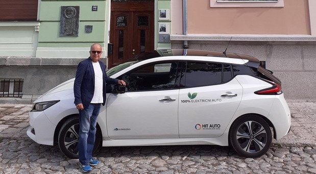 nissan leaf 577.jpg, 80 KB