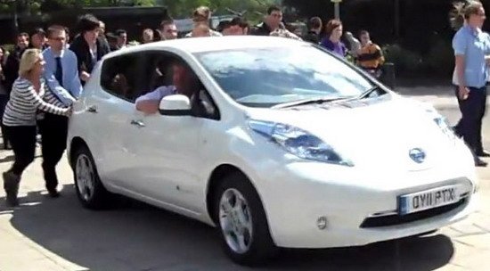 nissan leaf top gear.jpg, 53 KB