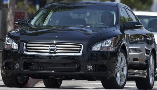nissan maxima 111.jpg, 55 KB