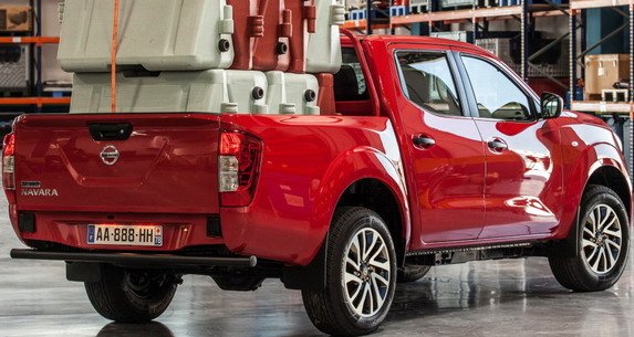 nissan np300 1111.jpg, 68 KB