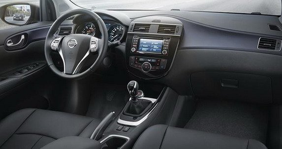 nissan pulsar 33.jpg, 42 KB