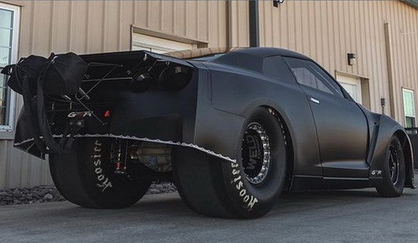 nissan r35 11.jpg, 55 KB