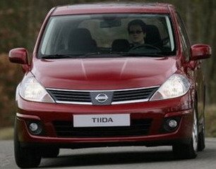 nissan tiida 11.jpg, 22 KB