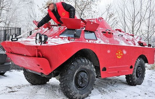 oklopno-vozilo-kao-taxi-u-rusiji.jpg, 85 KB