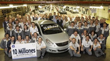 opel 10-millionth opel in zaragoza.jpg, 69 KB