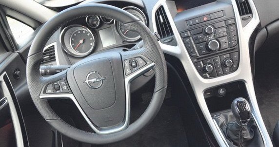 opel astra gtc 401.jpg, 58 KB